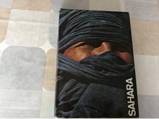 Boek v. sahara de stilte is de taal v.d.woestijn