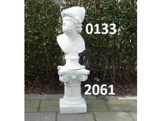 Zeus met zuil. 0133 & 2061.