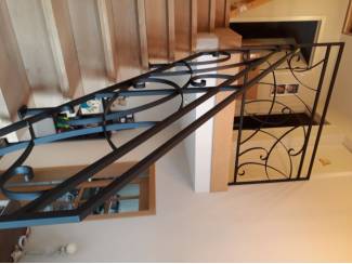 Ladders en Trappen smeedijzeren leuningen op bestaande trappen